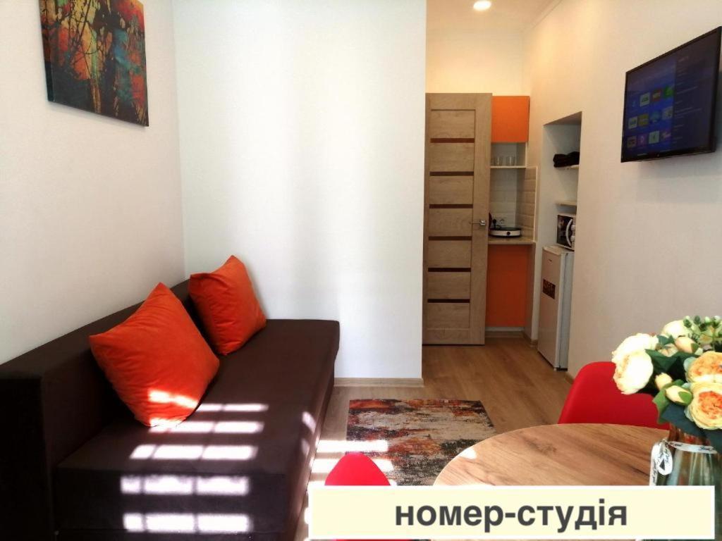 Світло Цілодобово Apartments In The City Center Львов Экстерьер фото